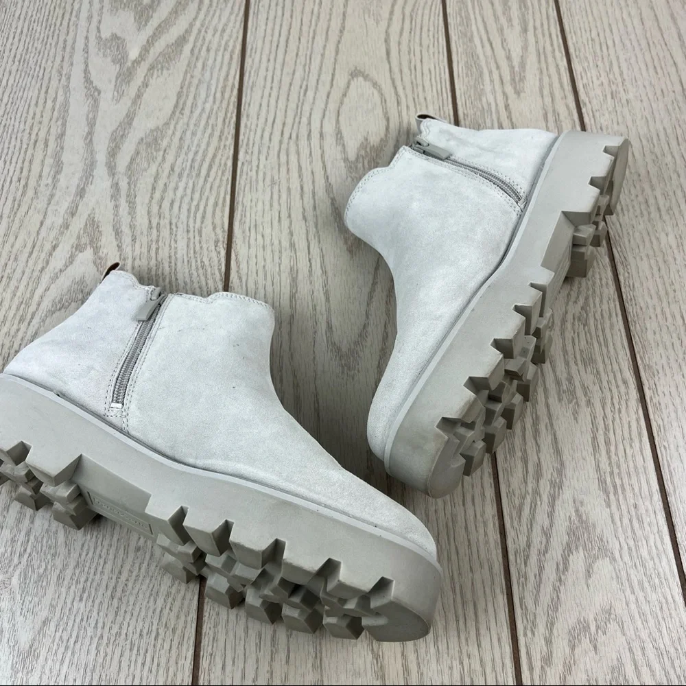 Franco Sarto Balin Lug Sole Ankle Short Booties 9.5M Aluminum Suede/fabric $139